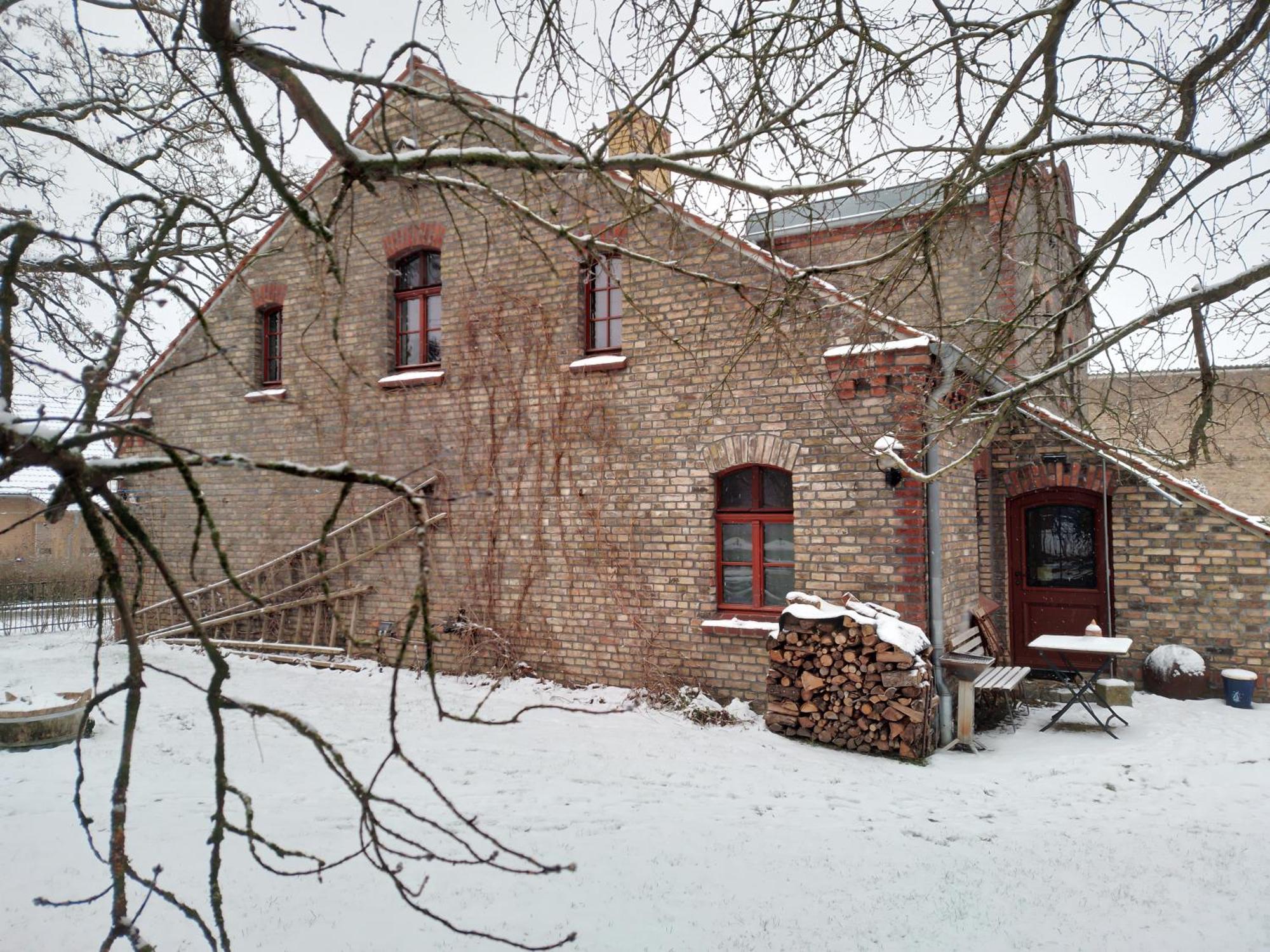 Ferienwohnung Quartier Im Gutshaus Wustermark Exterior foto