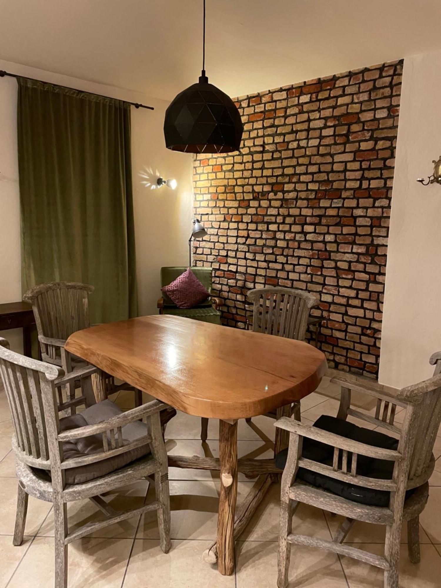 Ferienwohnung Quartier Im Gutshaus Wustermark Exterior foto